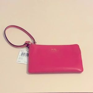 Coach Wristlet (Pink)